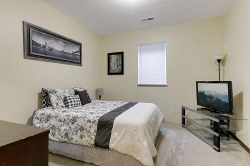 2083 Division St, Saint Paul MN  55109-4147 exterior