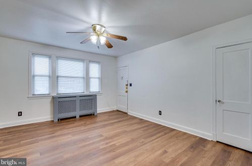 5228 4 St, Washington DC 20003-3481 exterior