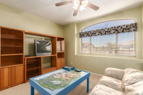 1773 San Carlos Pl, Chandler AZ 85249-2027 exterior