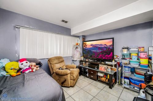 3441 Kenton Ave, Chicago IL 60652-2008 exterior