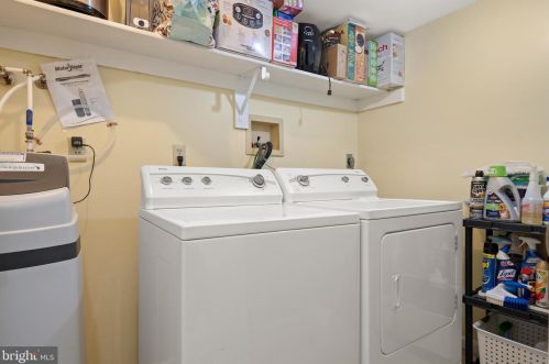 136 Pinnacle Point Dr, Lancaster PA  17601-1771 exterior