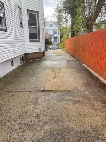 129 Cottage Ave, Mount Vernon NY 10550-1404 exterior