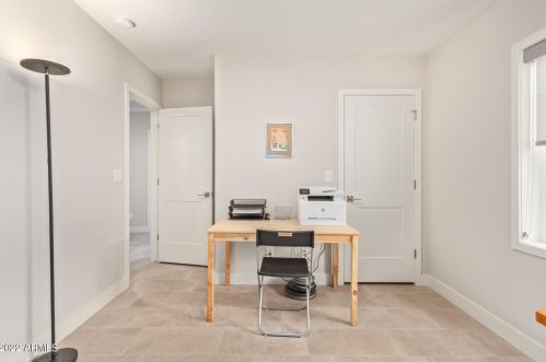 6720 11th St, Phoenix AZ  85014-1028 exterior