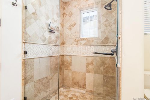 357 E Ave, San Diego CA  92118-1333 exterior