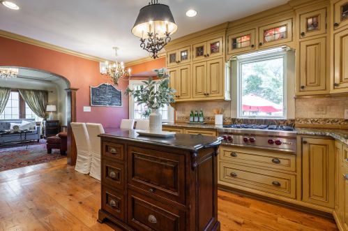 4531 Frederick Ave, Milwaukee WI 53211-3644 exterior