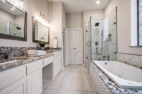 1379 Arbuckle Dr, Frisco TX 75033-1414 exterior