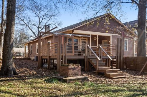 1037 Bouldercrest Dr, Atlanta GA 30316-2269 exterior