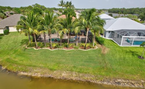 225 Fernleaf Trl, Fort Pierce FL 34953-8212 exterior