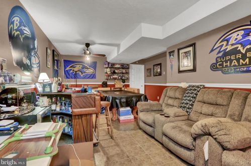 210 Boyer St, Littlestown PA 17340-1504 exterior