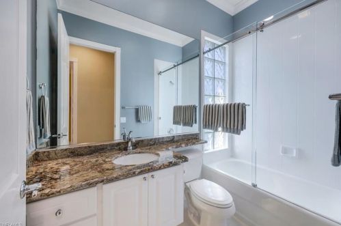 2992 Gilford Way, Naples FL 34119-7523 exterior