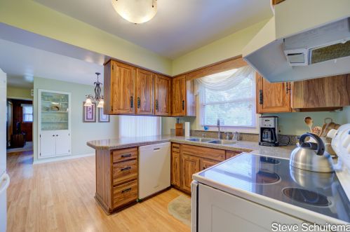 1569 Marlboro Rd, Meskegon MI exterior