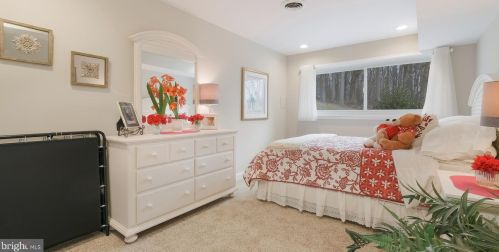 233 Painter Rd, Media PA 19063-4431 exterior