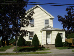35 Lexington St, Newton, MA 02465-1029