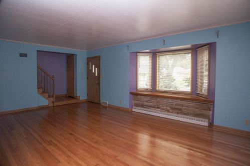 4220 86, Milwaukee WI 53222-1704 exterior