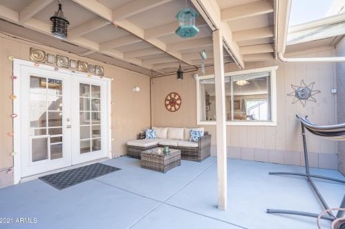 8216 32nd Ave, Phoenix AZ  85051-6022 exterior