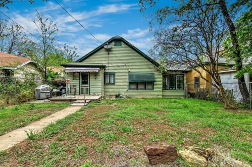 1222 Sears St, Denison TX 75021-2741 exterior