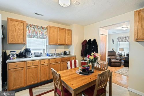 645 Broadway, Hanover PA 17331-2504 exterior