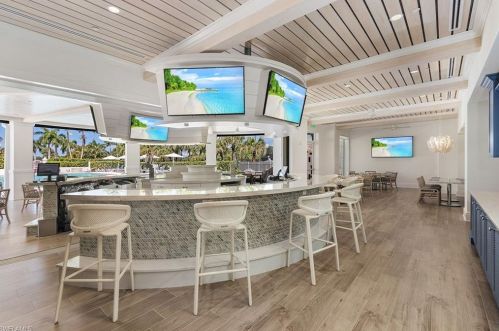 15238 Burnaby Dr, Naples FL 34110-7931 exterior