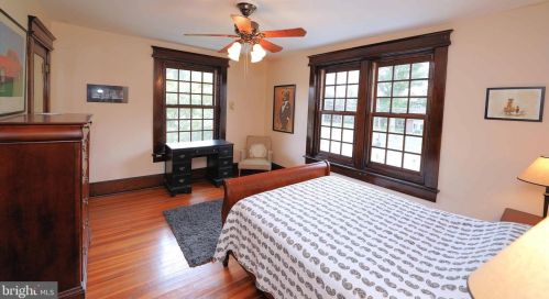 2144 Lawrence Rd, Trenton NJ 08648 exterior