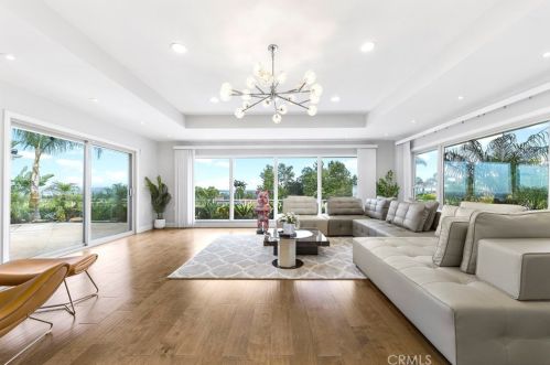 1347 Dana Pl, Fullerton CA  92831-1108 exterior