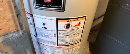 933 Cantrell St, Philadelphia PA 19148-3117 exterior