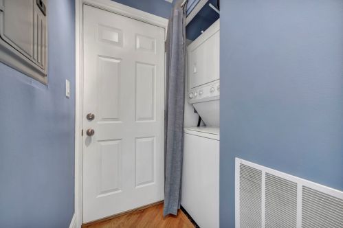 4842 Ashland Ave, Chicago IL  60609-4233 exterior