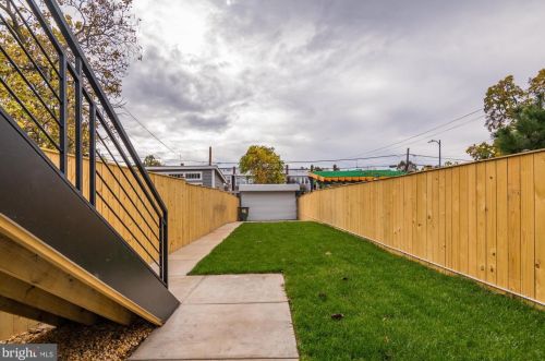 16 Adams St, Washington DC  20001-1026 exterior