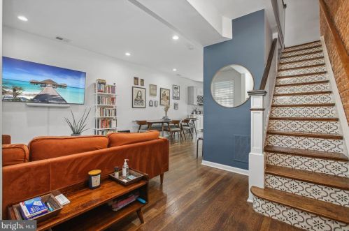 1279 Owen Pl, Washington DC  20002-2807 exterior