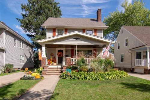 2123 Atkins Ave, Cleveland OH  44107-5405 exterior