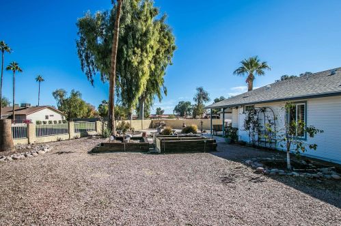 11608 51st St, Phoenix AZ 85044-5686 exterior