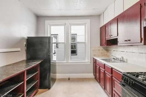 83 Grace St, Irvington NJ  07111-3414 exterior