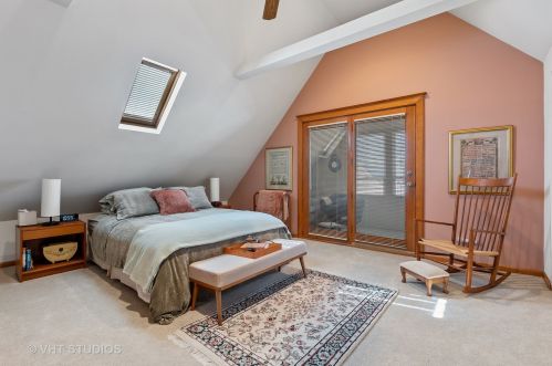 3822 Seeley Ave, Chicago IL 60645-5511 exterior