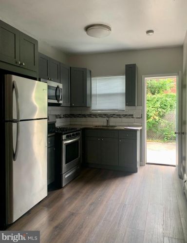 2229 Cantrell St, Philadelphia PA 19148-3320 exterior