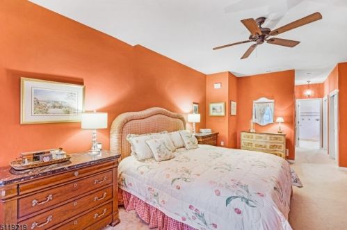 8 Otter Crk Rd, Montgomery NJ 08558-2369 exterior