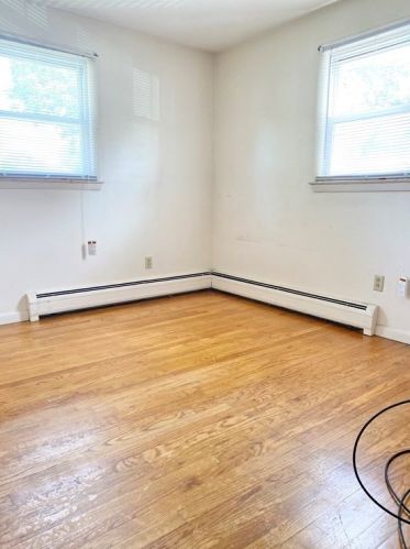 146 Gresham St, Springfield MA 01119-1471 exterior