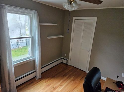 267 Mechanic St, Killingly CT 06239-1955 exterior