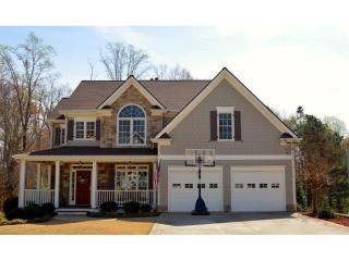 8965 Forest Path Dr, Gainesville, GA 30506-7957