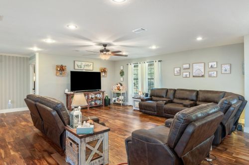 1551 Bob Sikes, Defuniak Springs FL 32435-6070 exterior