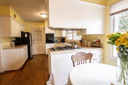 6688 Brandon Ml Rd, Atlanta GA 30328-2031 exterior