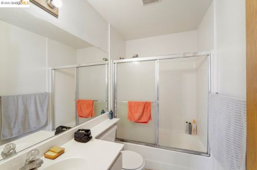 412 Kains, Berkeley CA 94706-1216 exterior