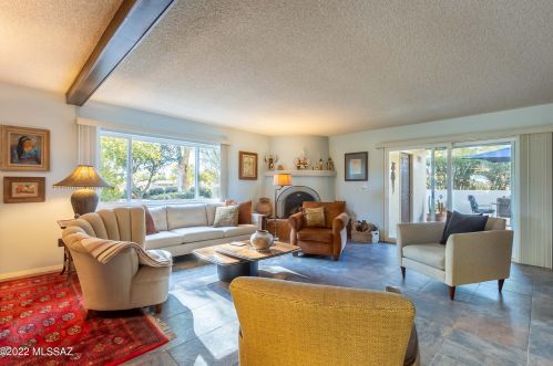 1017 Paseo Iris, Green Valley AZ 85614-3644 exterior