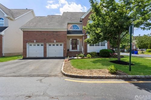 801 Hibiscus Ct, New Brunswick NJ  08902-5205 exterior