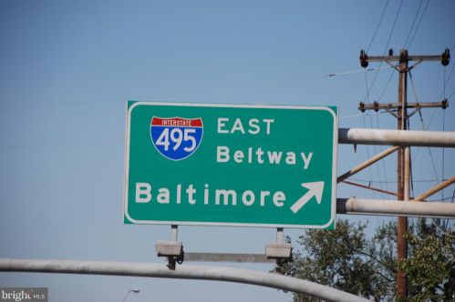 9900 Georgia Ave, Silver Spring MD  20902-5244 exterior