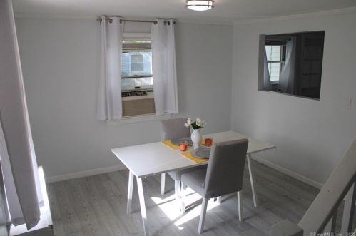 908 Plymouth St, Windsor CT 06095-3713 exterior