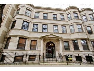 3840 Sheffield Ave, Chicago, IL 60613-2918