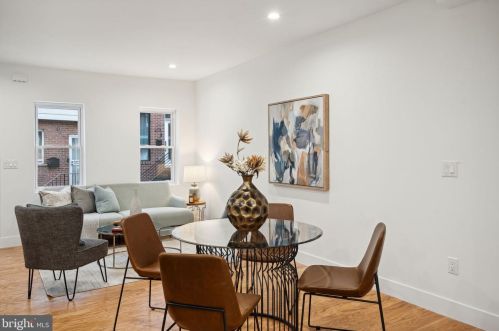 416 Cantrell St, Philadelphia PA 19148-3320 exterior