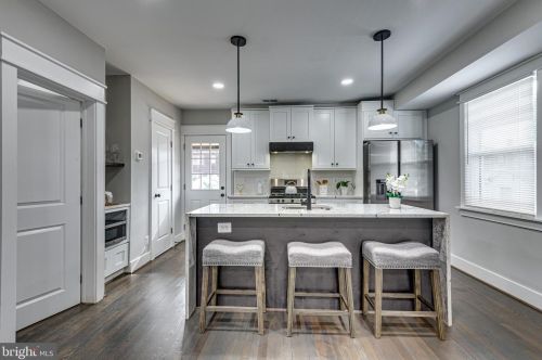 439 Newcomb St, Washington DC  20032-2650 exterior