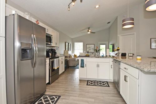 521 Brightview Dr, Lake Mary FL 32746-2314 exterior