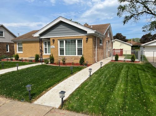 9209 Springfield Ave, Chicago, IL 60805-1461