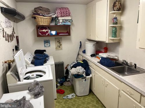 130 Lumber St, Littlestown PA 17340-1626 exterior